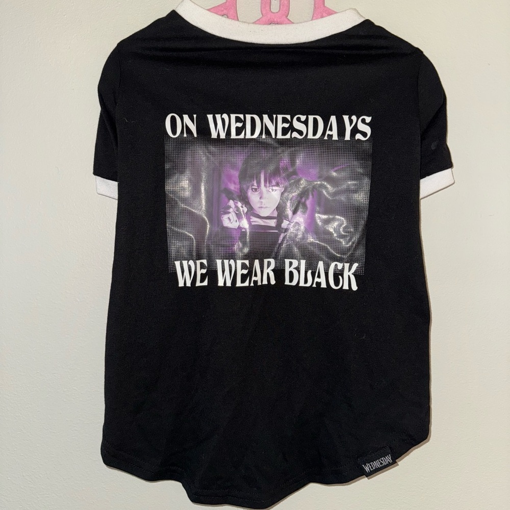 Wednesday Addams, Black dog shirt, XL